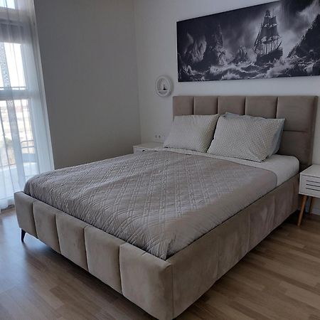 White Dune Apartment - Self Check-In Klaipėda Buitenkant foto